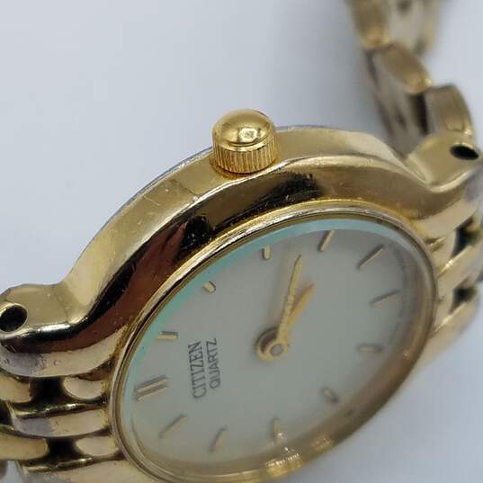 Vintage design Citizen 23mm Case Size Gold Tone Bracelet Stainless Steel Quartz Watch image number 3