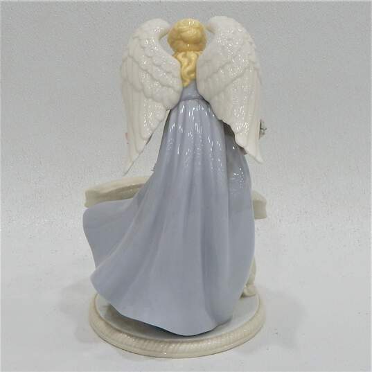 2005 Members Mark Porcelain Angel W/ Flowers Figurine image number 3