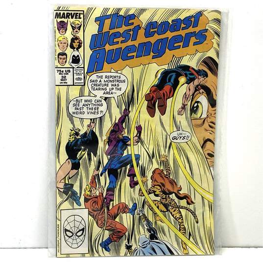 Marvel West Coast Avengers Comic Books image number 6