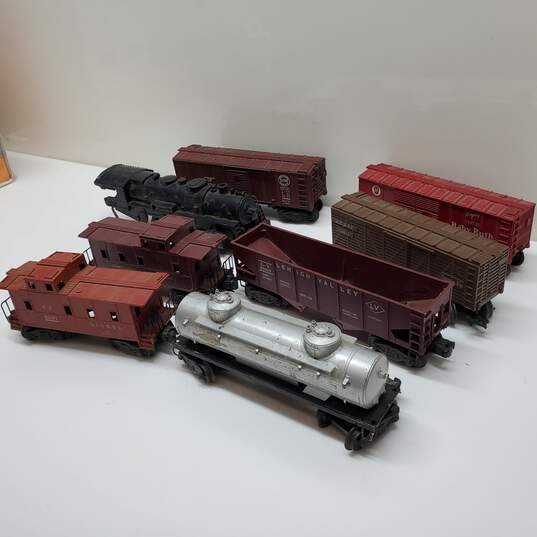 Vintage Mixed Lot of O Freight Cars For Parts/Repair image number 2