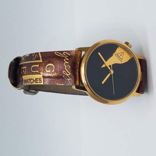 Guess By Georges Marciano Vintage 1994 Gold Tone With Embossed Band Watch image number 5