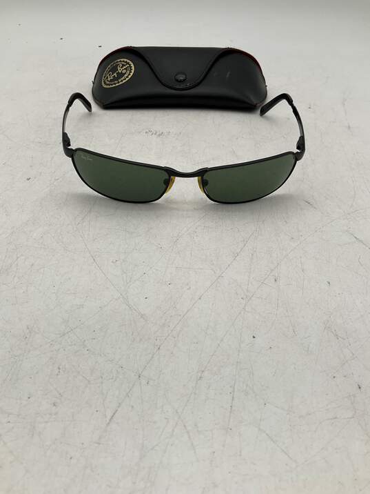 Ray Ban RB 3190 Flight Black Frame Sunglasses W/Case image number 1