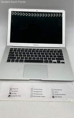 Not Tested Locked For Components Apple Silver Laptop Without Power Adapter alternative image