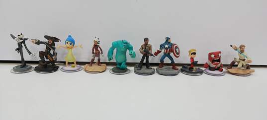 Bundle of 10Assorted Disney Infinity Figures image number 1
