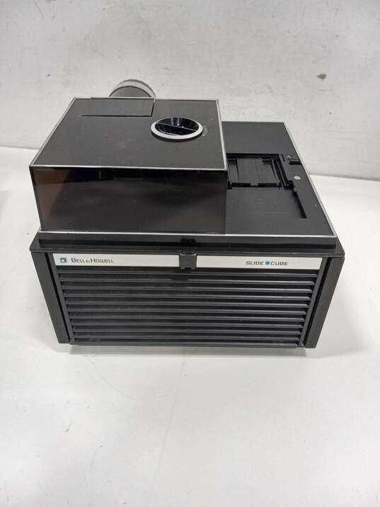 Vintage Bell & Howell Slide Cube 35mm Slide Projector image number 1