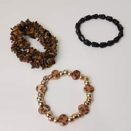 6pc. Lot of Assorted Beaded Bracelets alternative image