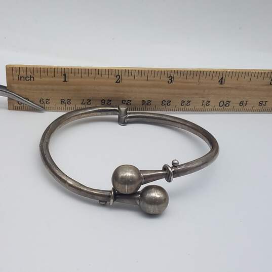 Modern Sterling Silver ORB Ends Hinge 8 1/2 Inch Bracelet 15.8g image number 7