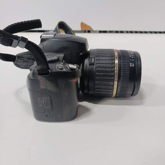 NIKON D40 MIRRORLESS CAMERA image number 3