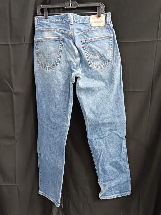 Men's Levi's 550 Relaxed Fit Straight Leg Jeans Sz 33x32 image number 2