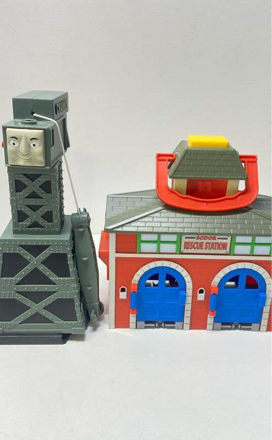 Thomas & Friends Buildings & Trains Bundle image number 2