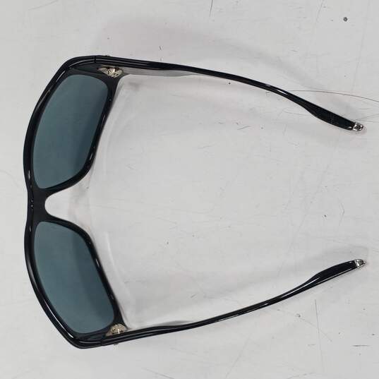 Buy the Oliver Peoples Polarized Sunglasses 63-16-120 | GoodwillFinds