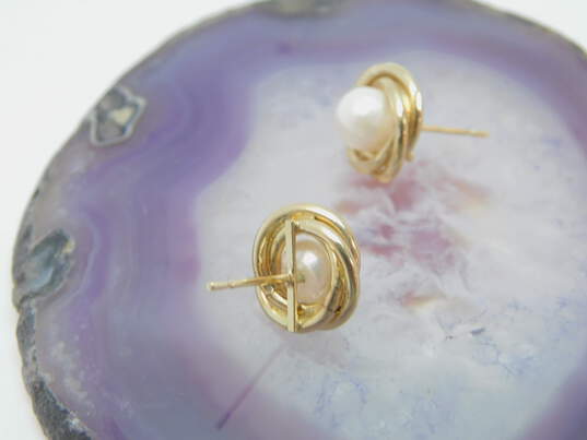 14K Yellow Gold Pearl Stud Earrings 1.2g image number 1