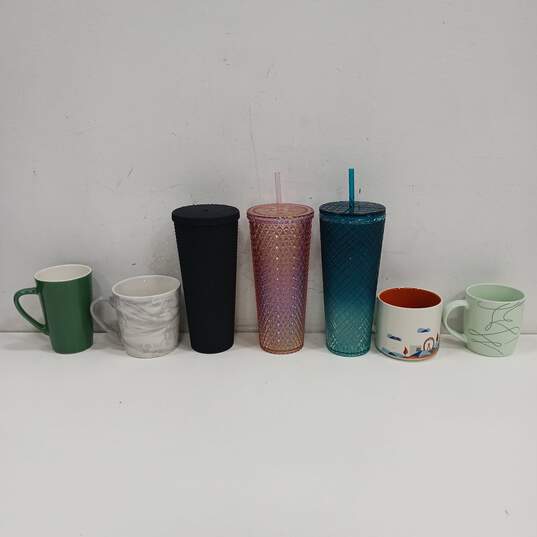 Bundle of 7 Assorted Starbucks Drinkware image number 2