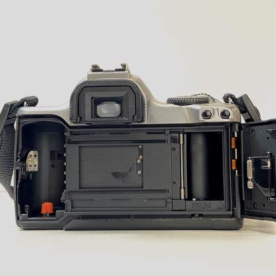 Canon EOS Rebel K2 SLR Camera with AF Zoom Lens image number 7