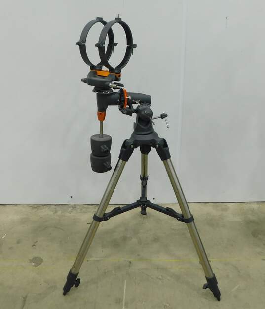 Celestron AstroMaster 130 Telescope With Tripod image number 3