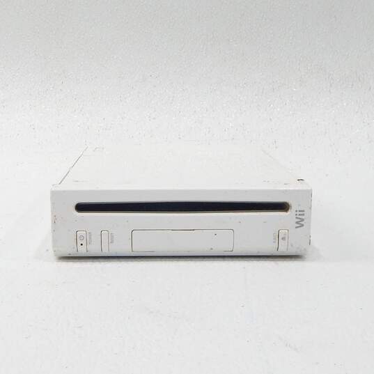 Nintendo Wii Console Only image number 2