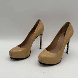 Womens Irina Beige Patent Leather Round Toe Slip On Pump Heels Size 9 alternative image