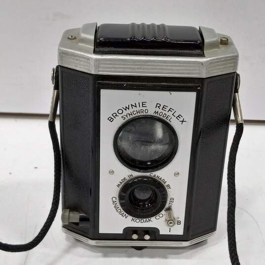 Vintage Brownie Film Camera image number 2