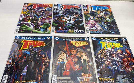 DC Titans Comic Books image number 2