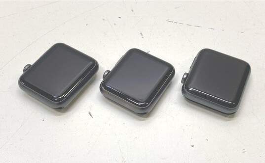 Apple Watches Series 1 & 3 (42MM) - Lot of 3 image number 6