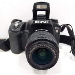 Pentax SR K10D 1:3.5-5.6 18-55mm AL Digital Camera with Extra Lens & Strap alternative image