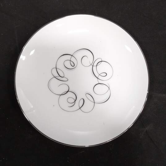 Style House Rhythm Fine China Cup & Saucer Bundle image number 2