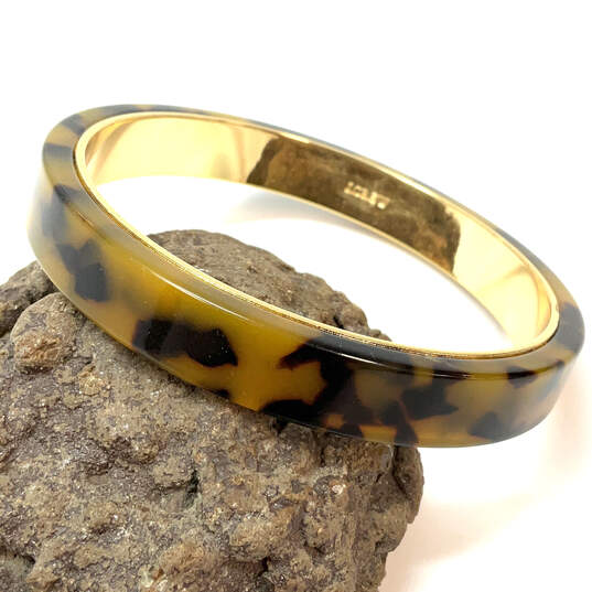 Designer J. Crew Gold-Tone Tortoise Round Shape Bangle Bracelet w/ Dust Bag image number 1
