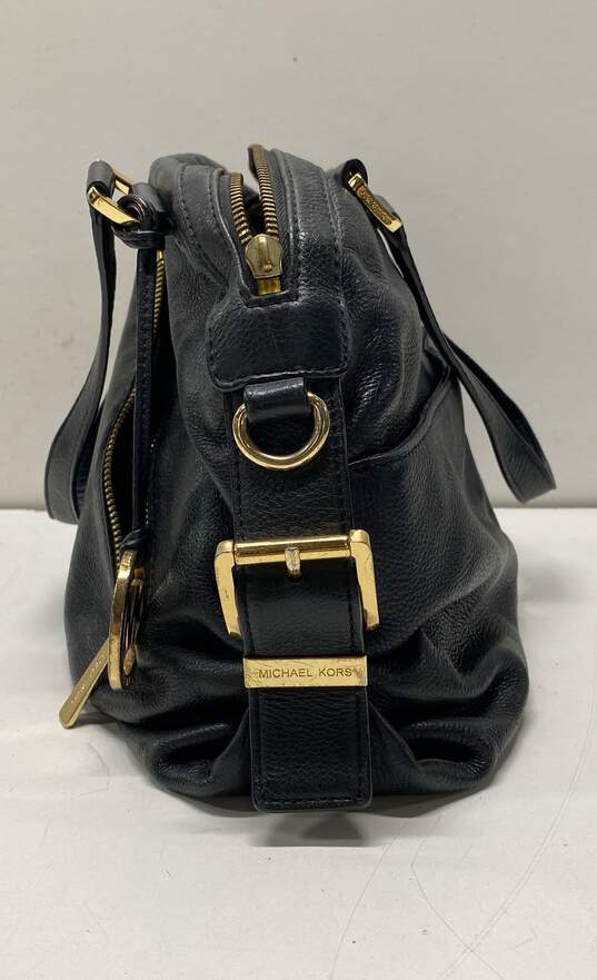 Michael Kors Evie Black Leather Zip Satchel Bag image number 3