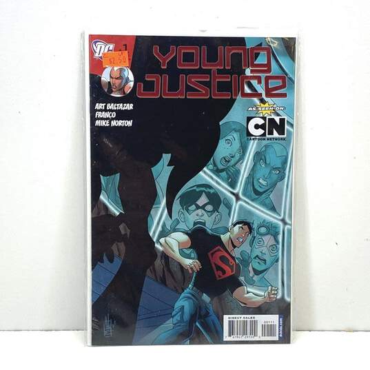 DC Young Justice Comic Books image number 3