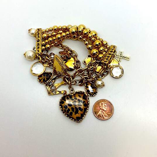 Designer Betsey Johnson Gold-Tone Leopard Heart Beads Charm Bracelet image number 4