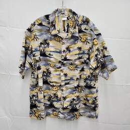Disneyland Resort Hawaiian Print Short Sleeve Shirt Size XL