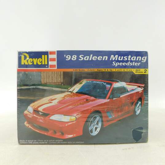 Sealed Revell 1998 Saleen Mustang Speedster 1:25 Scale Model Kit image number 1