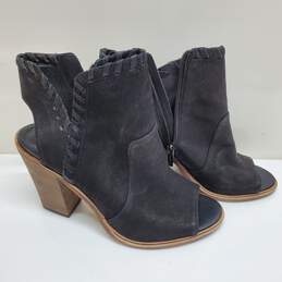 Vince Camuto Peep Toe Booties Black Tumbled Buff Goat Sz 8.5M