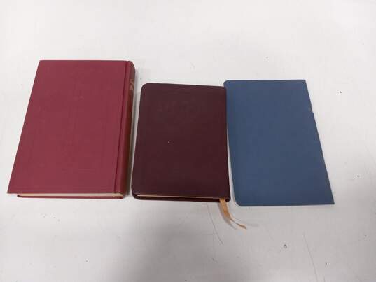 Bundle of 3 Assorted Bibles image number 2