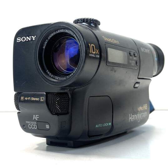 Sony Handycam CCD-TR500 Hi8 Camcorder image number 1