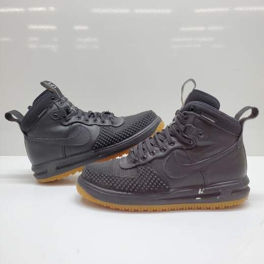 2016 MEN'S NIKE LUNAR FORCE 1 DUCKBOOT BLACK/GUM 805899-003 SZ 9.5 image number 1