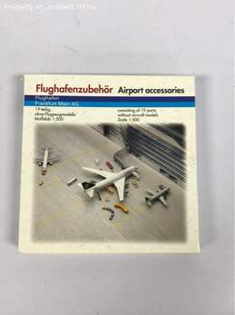 Herpa 1/500 Airport Accessories Set - 19 Parts w Jet Bridge & Service Vehicles