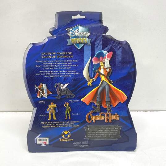 Disney Store Heroes Captain Hook Figure image number 2