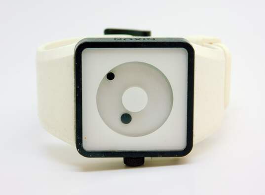 Nixon Float On The Newton White Quartz Men's Watch image number 1