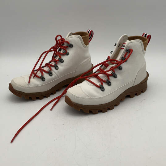 Womens Red White Round Toe Lug Sole Lace Up Ankle Combat Boots Size 8 image number 4