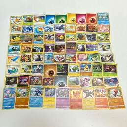 Assorted Pokémon TCG Common, Uncommon and Rare Trading Cards (600 Plus Cards) alternative image
