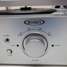 Jensen AM/FM Stereo Turntable Untested for P/R alternative image