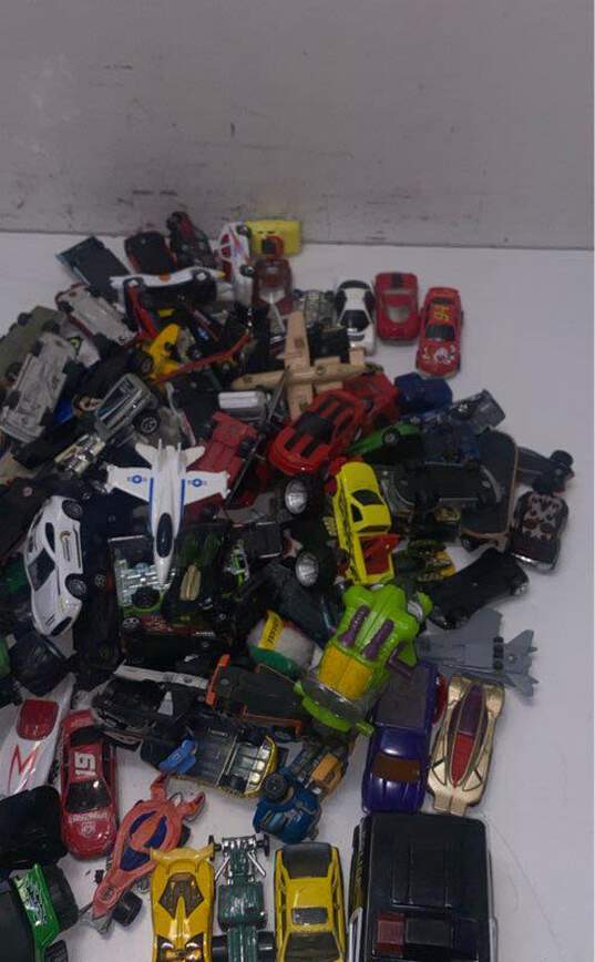 Lot of Assorted Die Cast Toys Cars image number 10