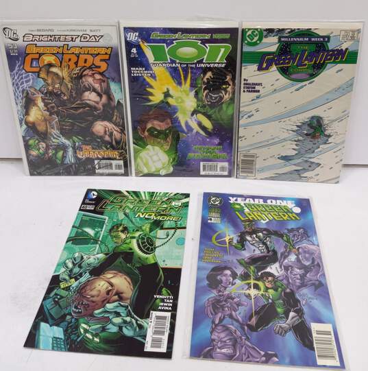 Bundle of Fourteen Green Lantern Comics image number 2