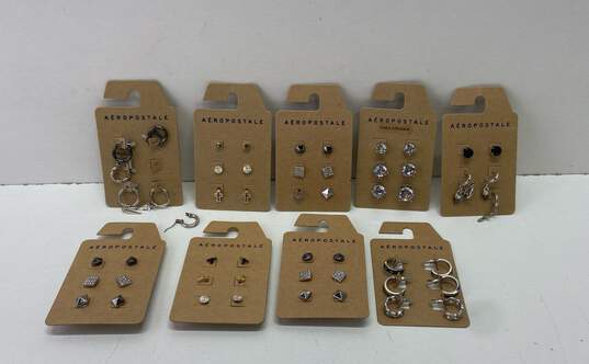 Aeropostale NWT 2.48 Pounds Costume Jewelry lot image number 7