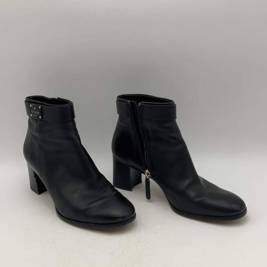 Womens Black Leather Almond Toe Side Zip Block Heel Ankle Boots Size 9.5 image number 3