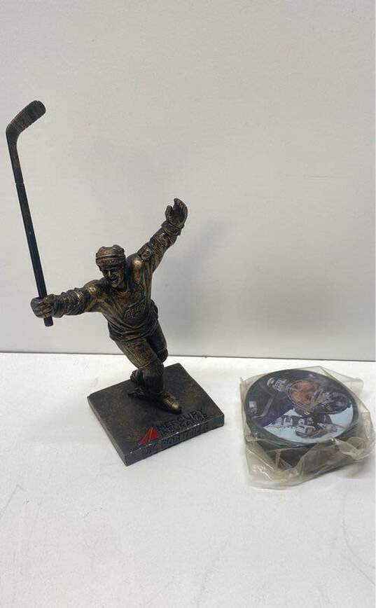 Lot of Assorted Hockey Collectibles image number 3
