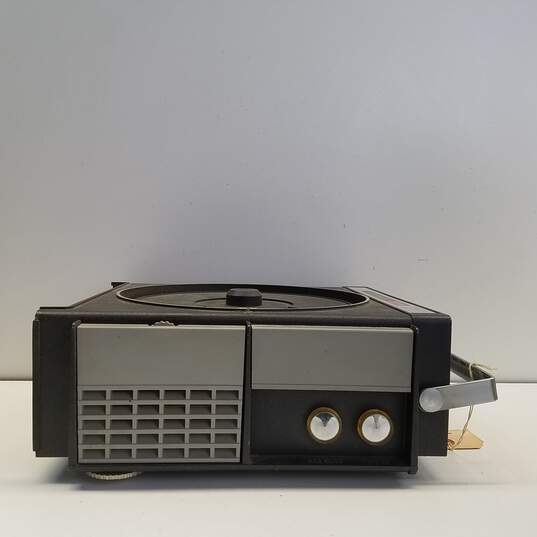 Kodak Carousel Projector Model 550 image number 10