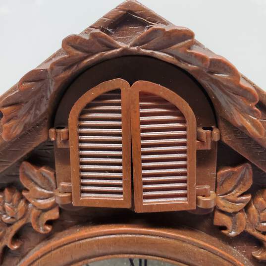 Thomas Kinkaid's Timeless Moments "The Kerr Home" Battery Operated Cuckoo Clock image number 5