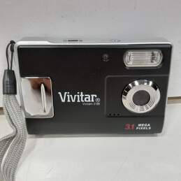 Vivitar Vivicam 3188 Compact Digital Camera 3.1MP & Case alternative image